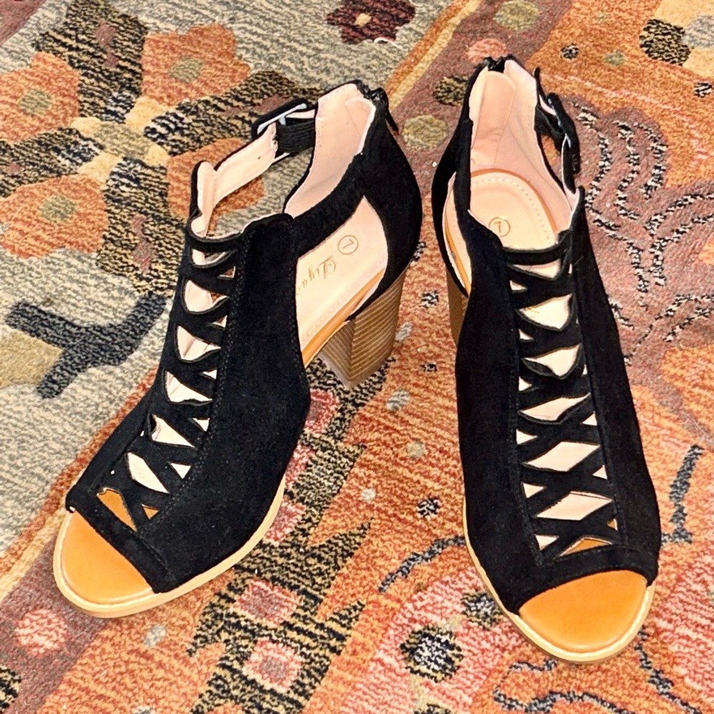 Liyuandian Open Toe Chunky Heel Shoes sz 7